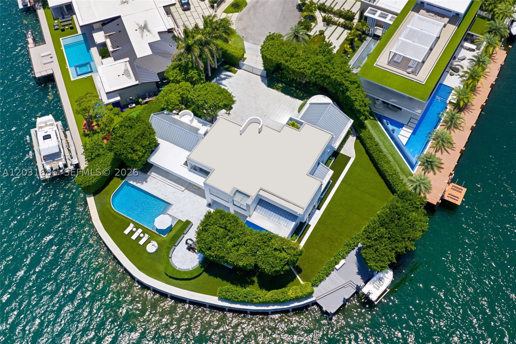 13395 Biscayne Bay Dr, North Miami FL 33181