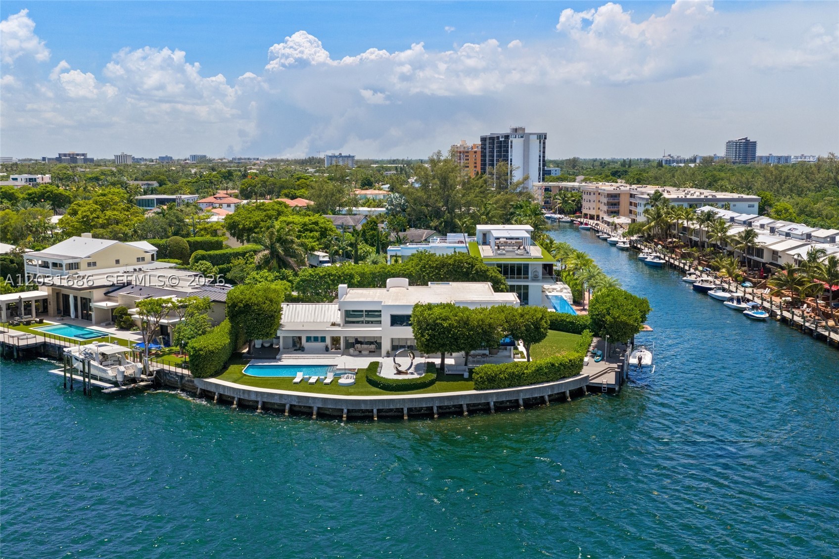 13395 Biscayne Bay Dr, North Miami FL 33181