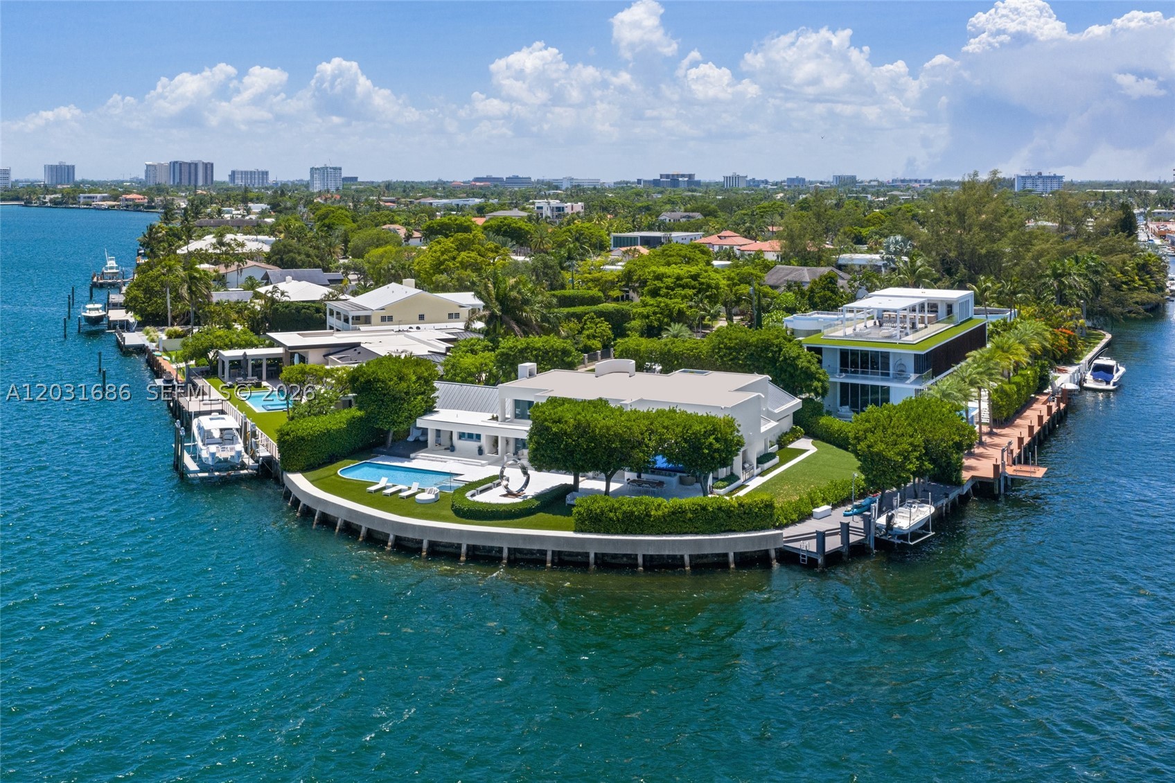 13395 Biscayne Bay Dr, North Miami FL 33181
