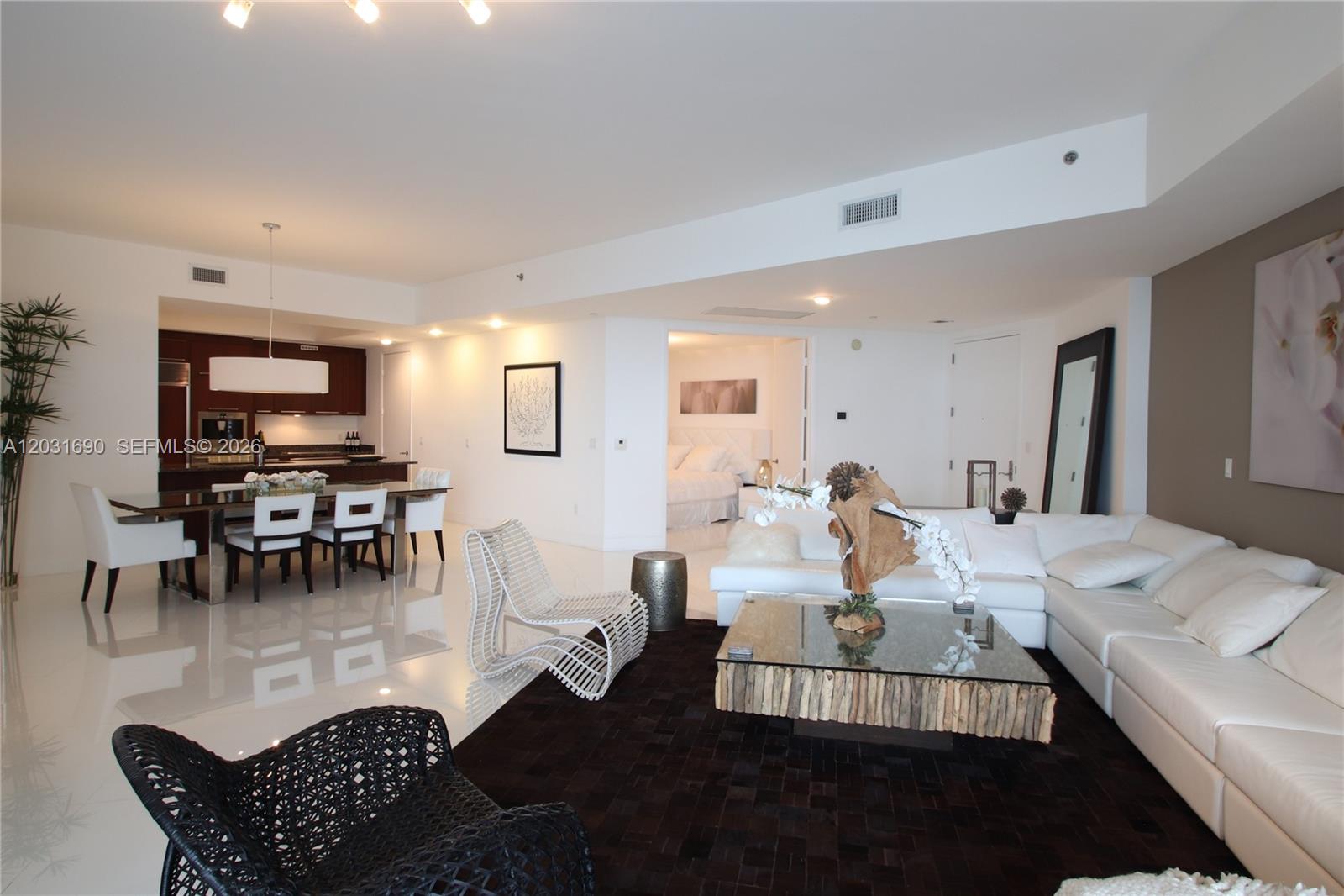 15811 Collins Ave #403, Sunny Isles Beach FL 33160