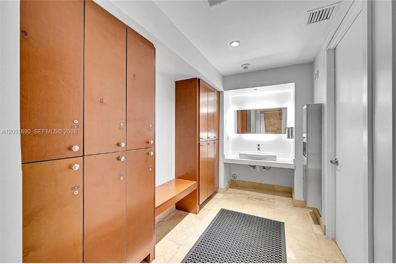 15811 Collins Ave #403, Sunny Isles Beach FL 33160