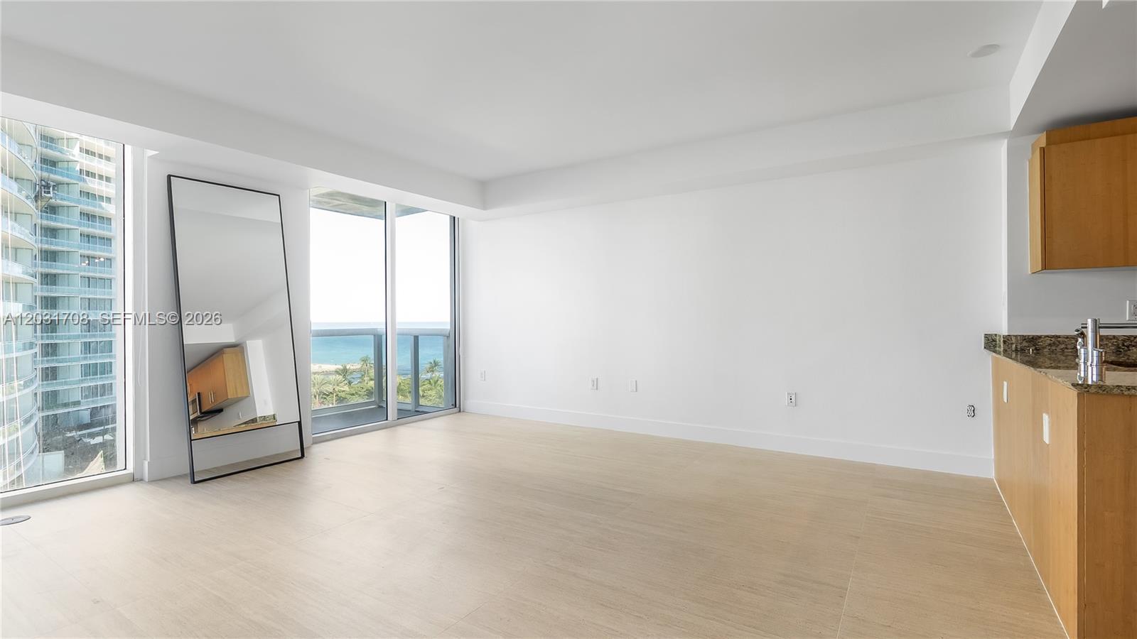 10275 Collins Ave #905, Bal Harbour FL 33154