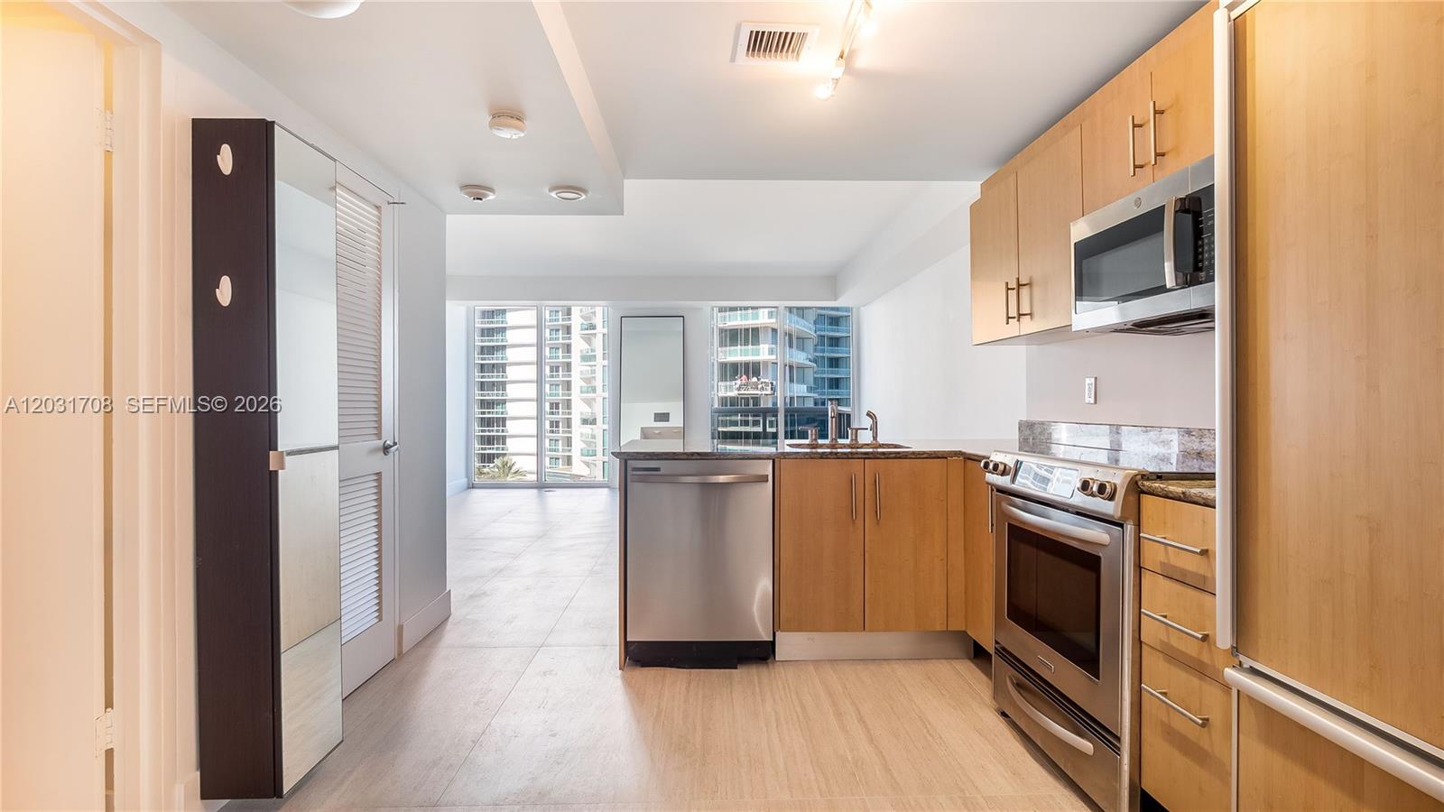 10275 Collins Ave #905, Bal Harbour FL 33154