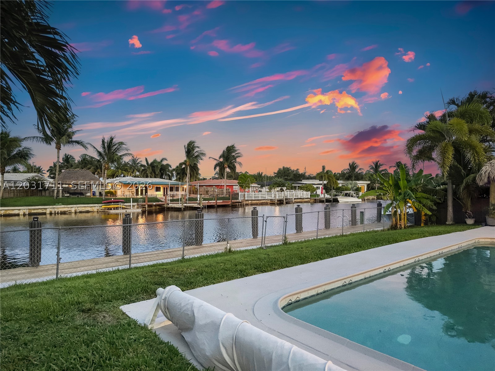 380 SE 1st Ter, Pompano Beach FL 33060