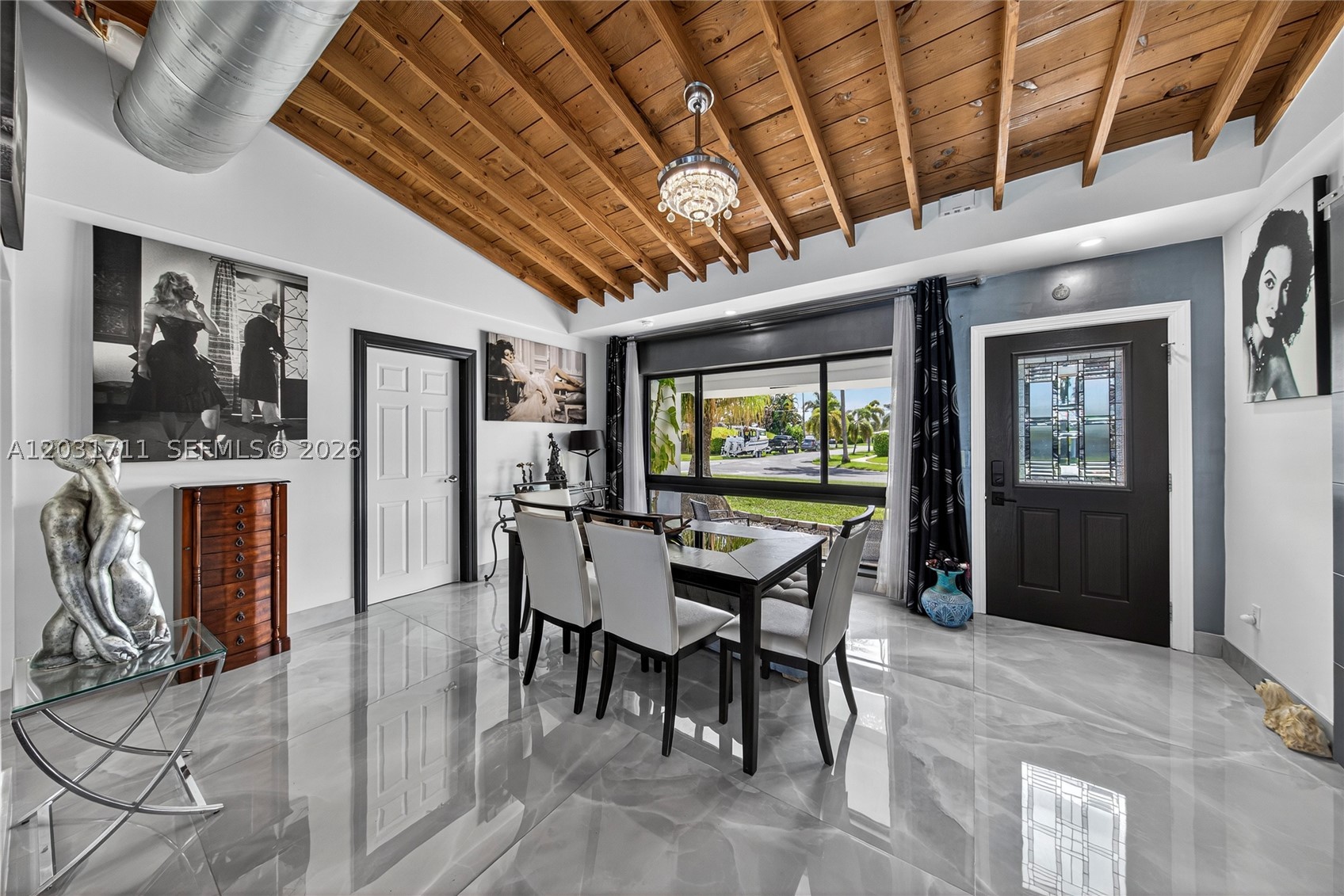 380 SE 1st Ter, Pompano Beach FL 33060
