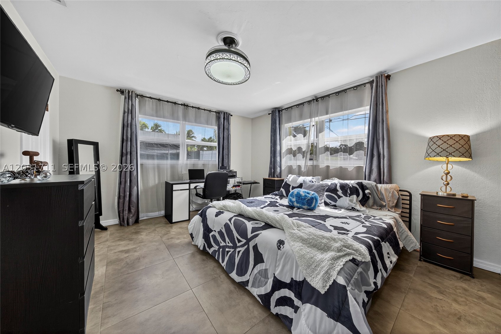 380 SE 1st Ter, Pompano Beach FL 33060