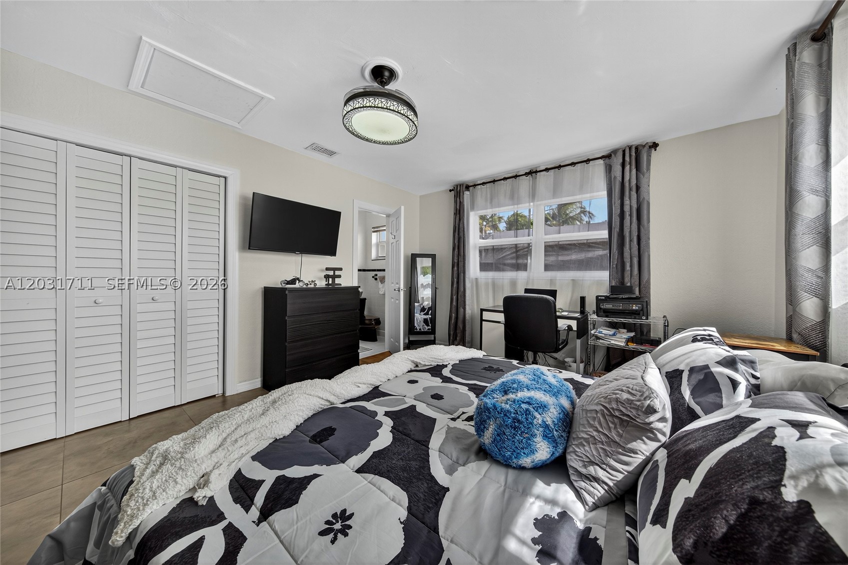 380 SE 1st Ter, Pompano Beach FL 33060