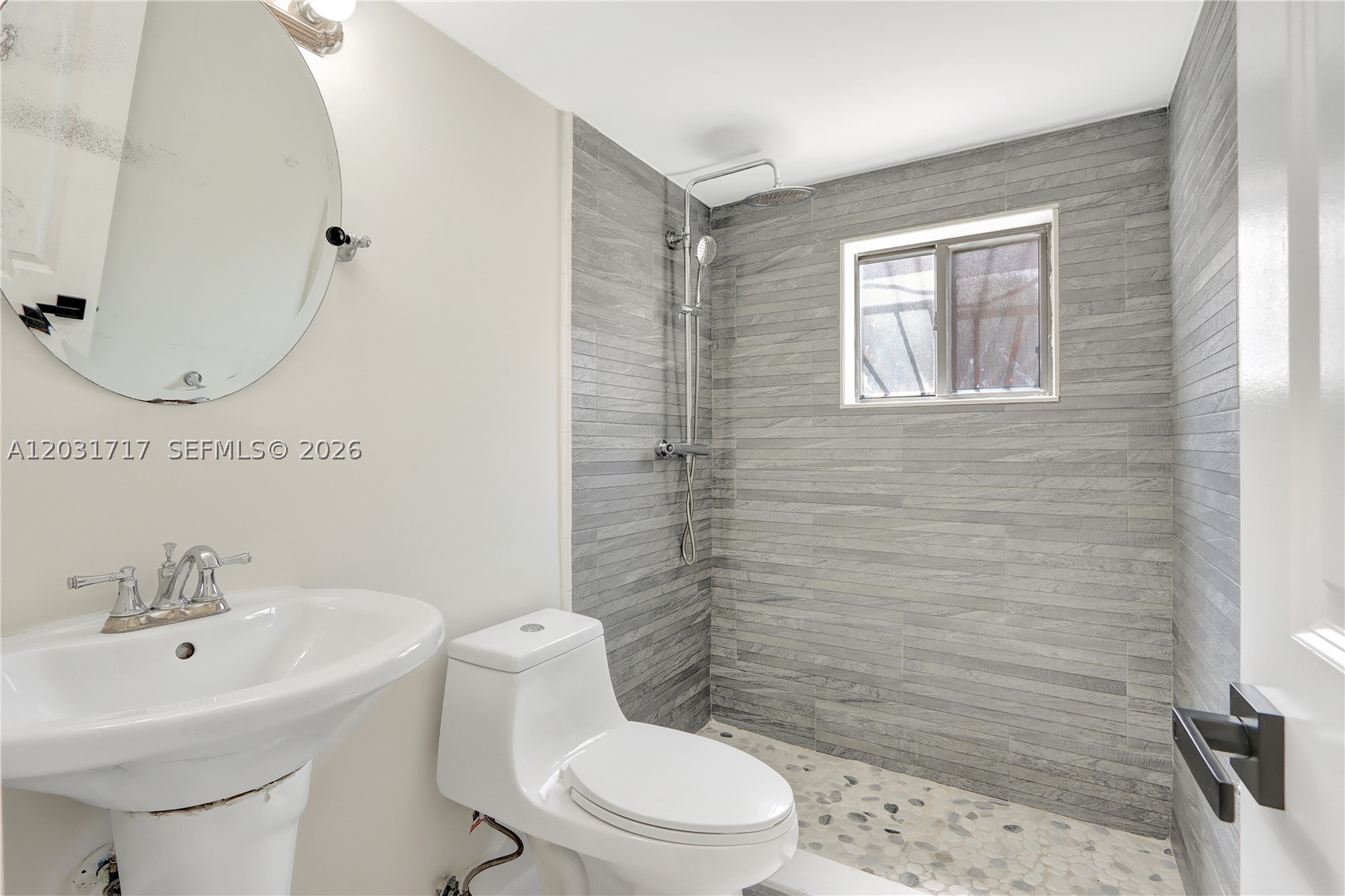 7732 W 29th Way #102, Hialeah FL 33018