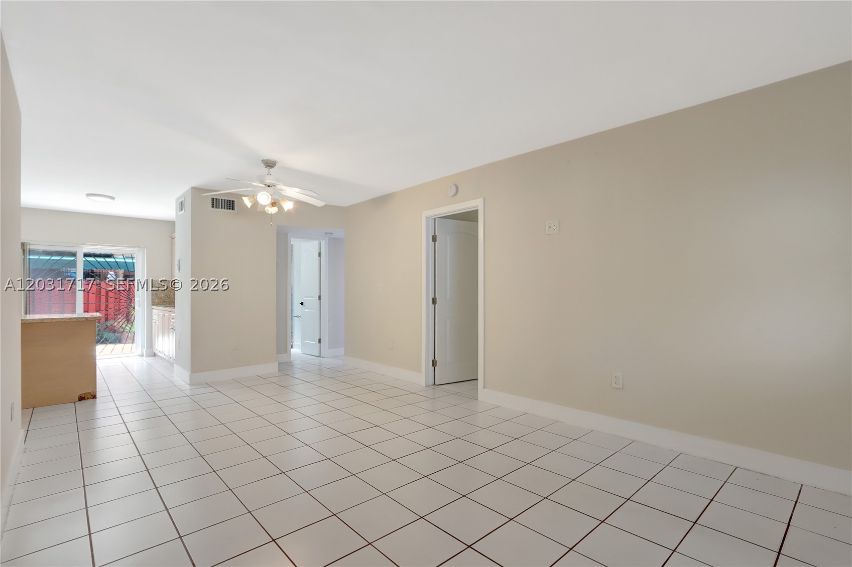 7732 W 29th Way #102, Hialeah FL 33018