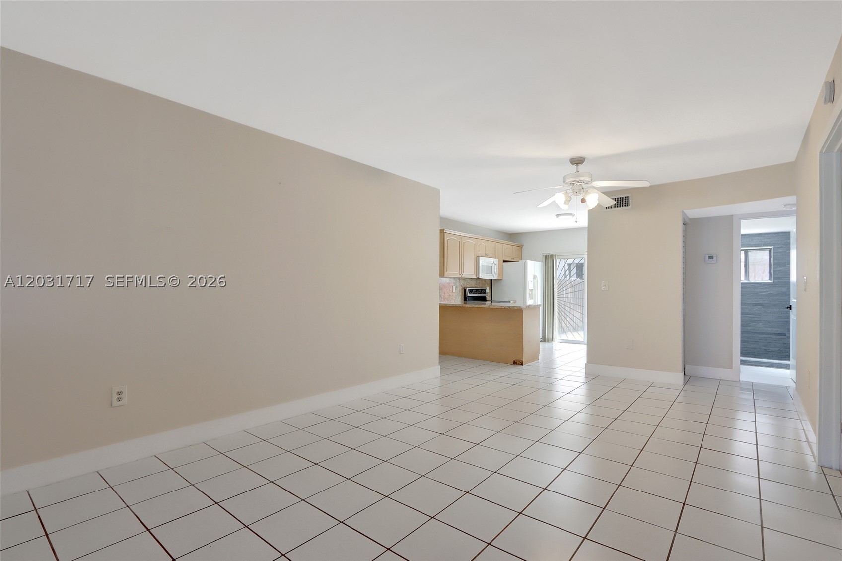 7732 W 29th Way #102, Hialeah FL 33018