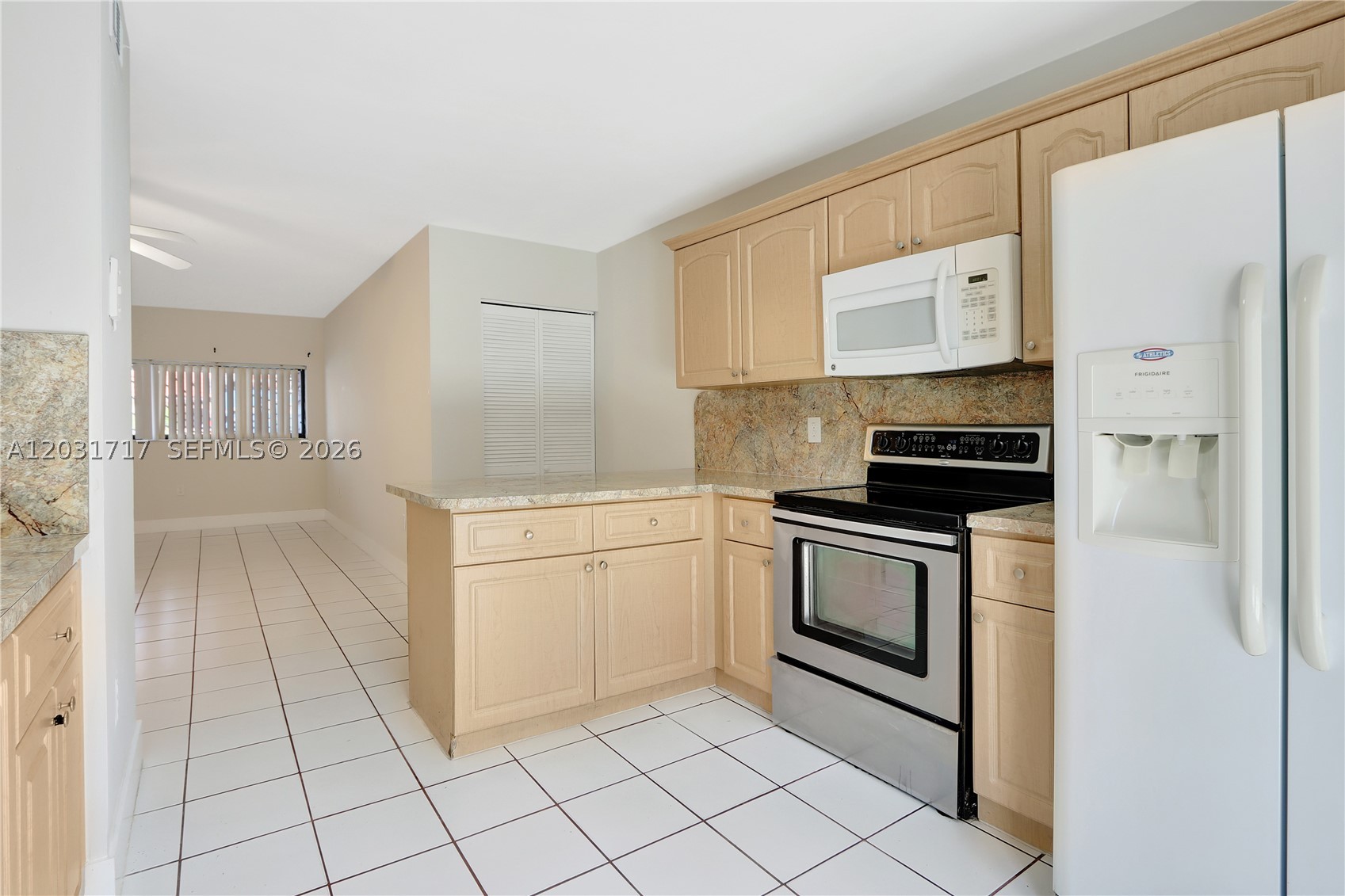 7732 W 29th Way #102, Hialeah FL 33018