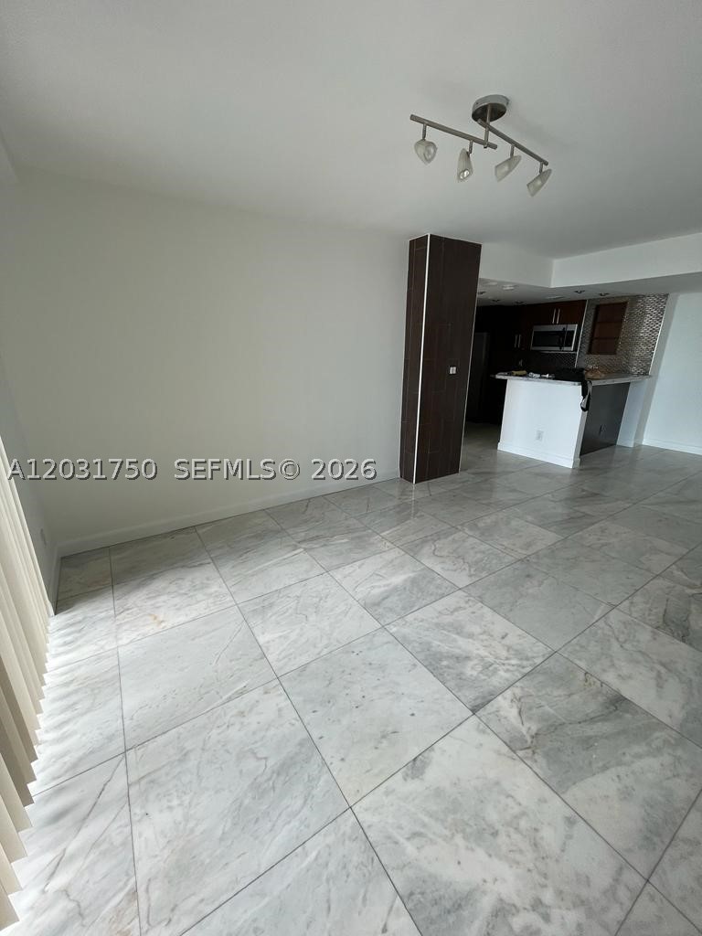 770 Claughton Island Dr #1504, Miami FL 33131