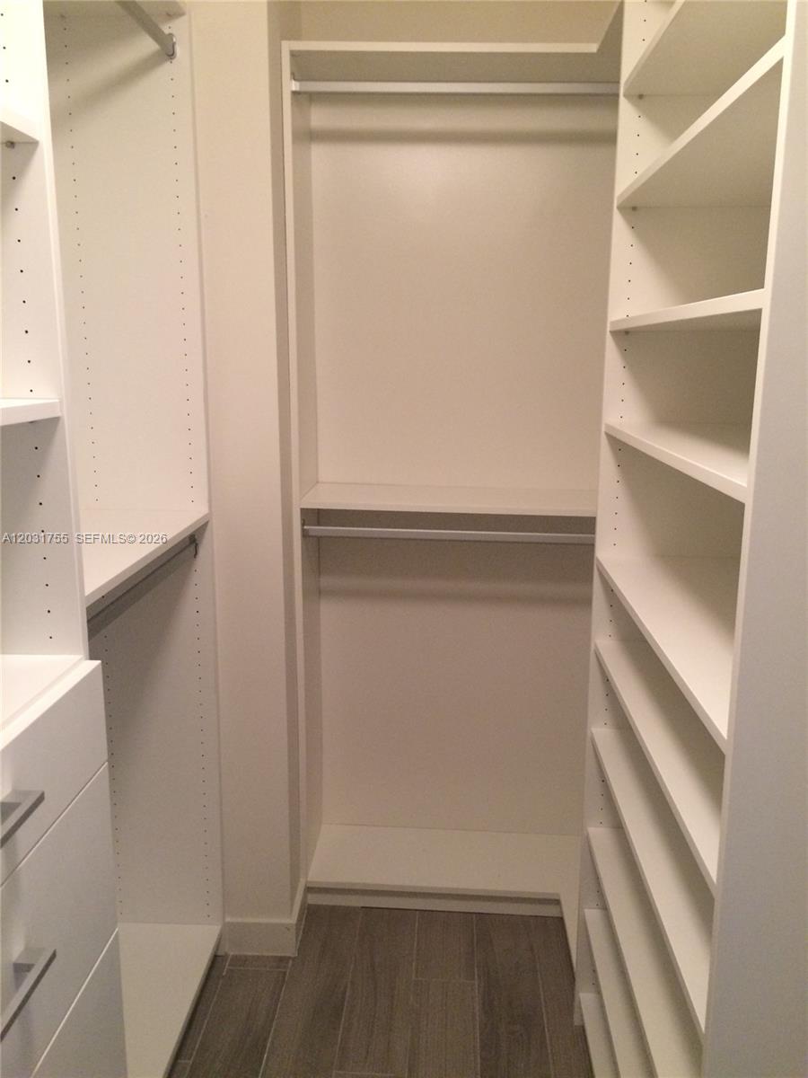 999 SW 1st Ave #2517, Miami FL 33130