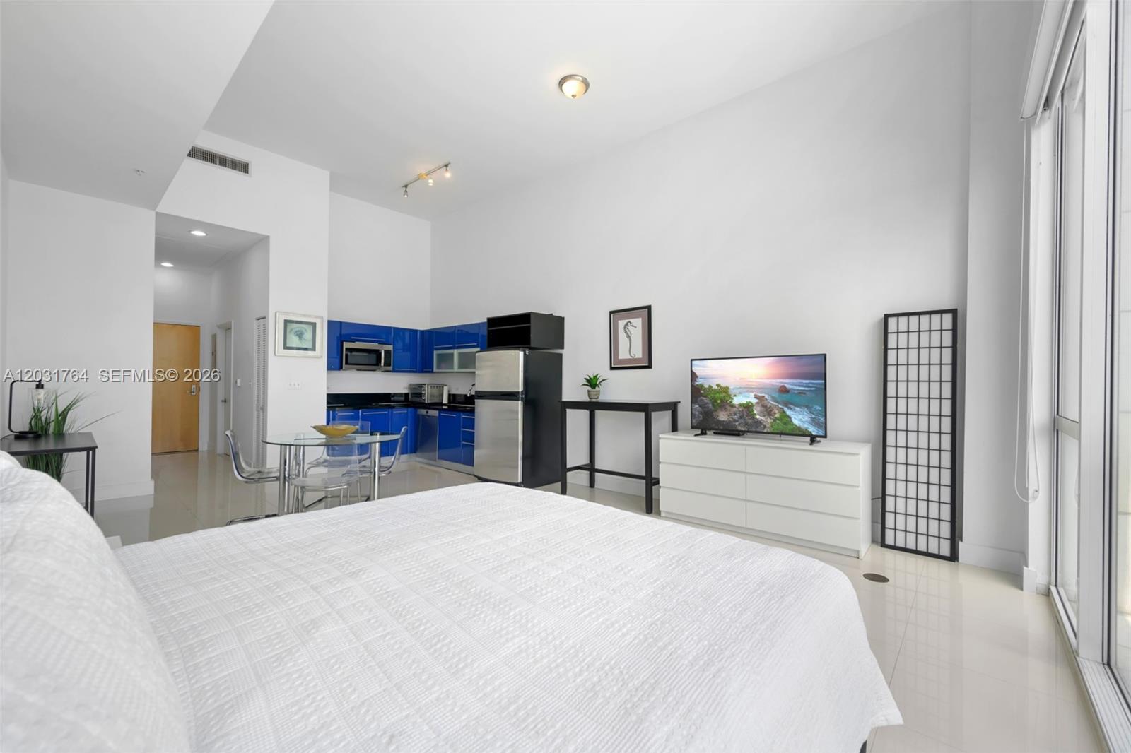 253 NE 2nd St #231, Miami FL 33132