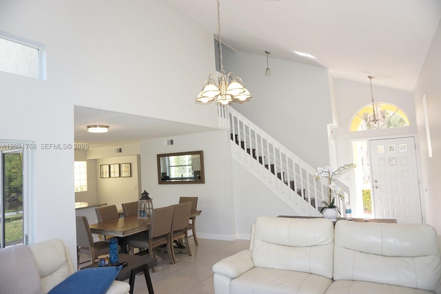 1057 SE 6th Ave, Dania Beach FL 33004