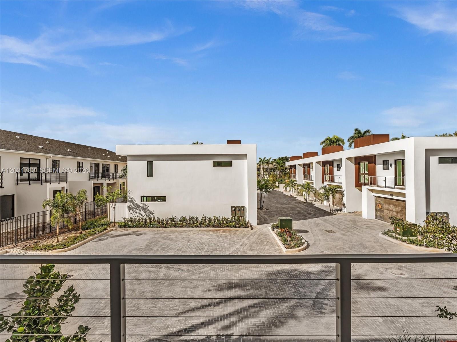 4636 SW 32nd Ave #C2, Dania Beach FL 33312