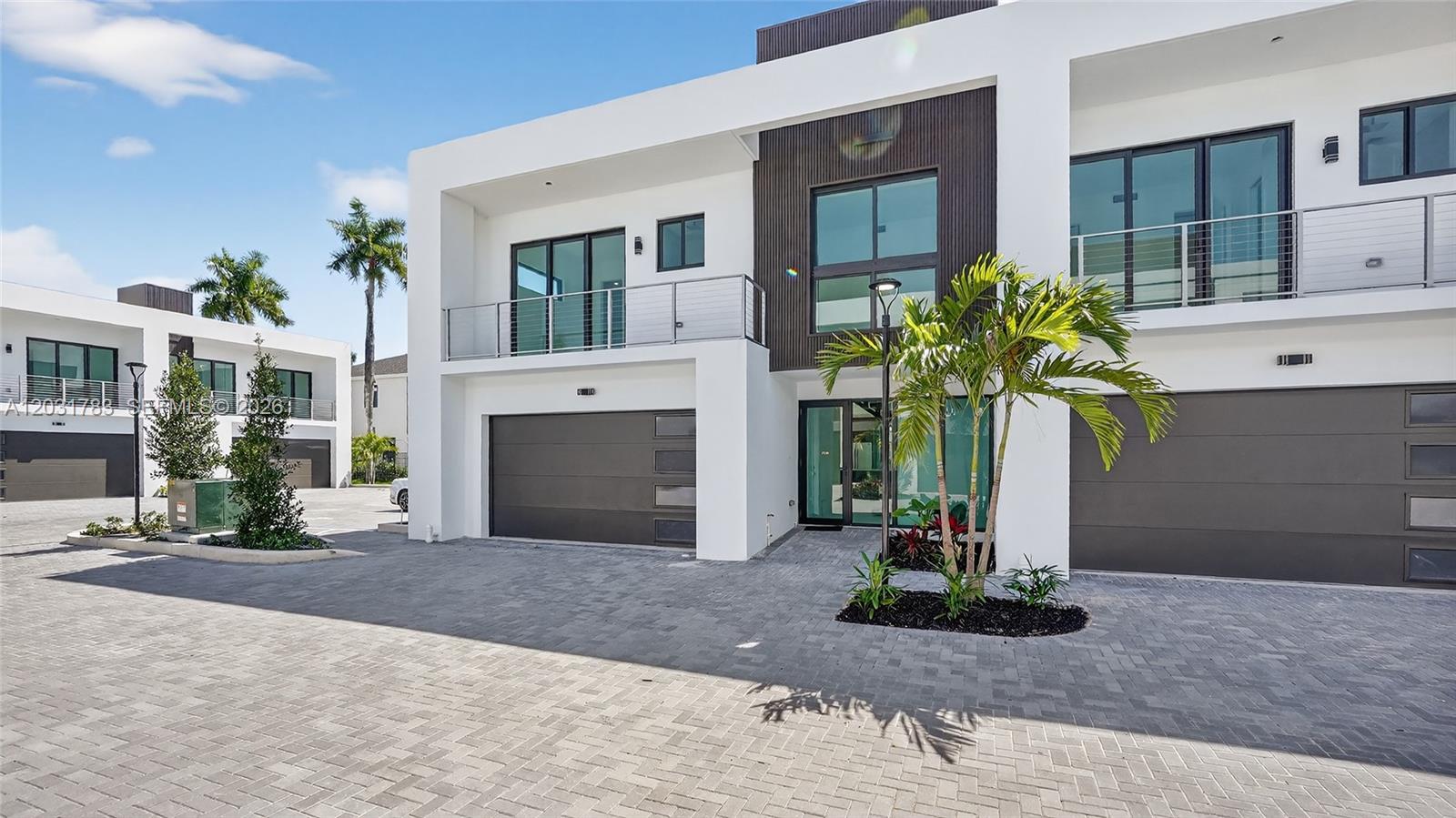 4636 SW 32nd Ave #C2, Dania Beach FL 33312