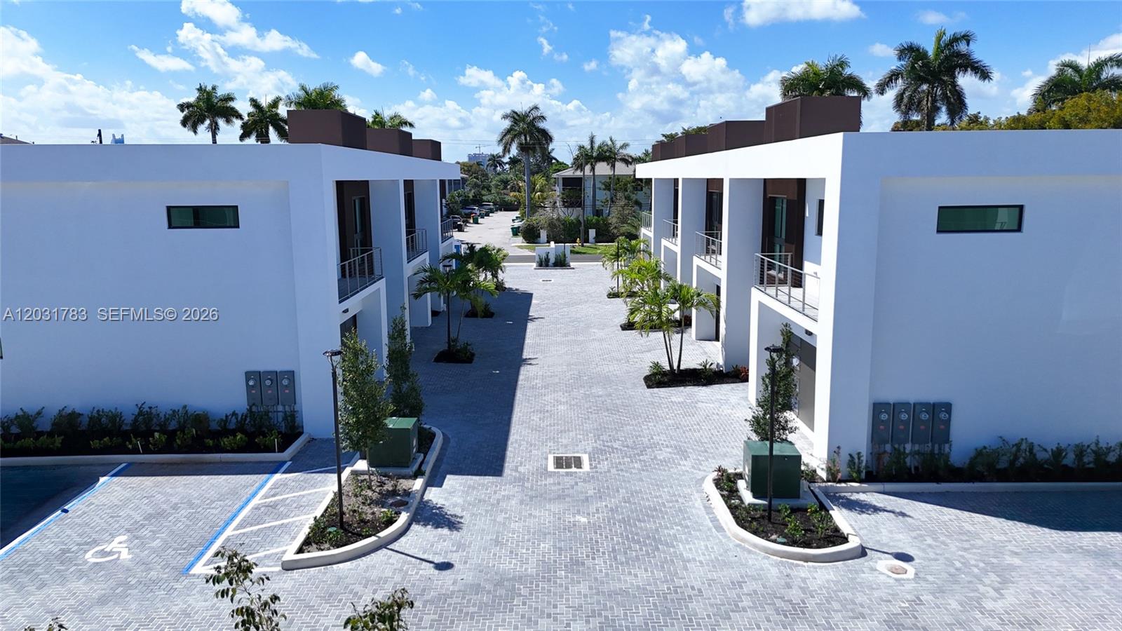 4636 SW 32nd Ave #C2, Dania Beach FL 33312