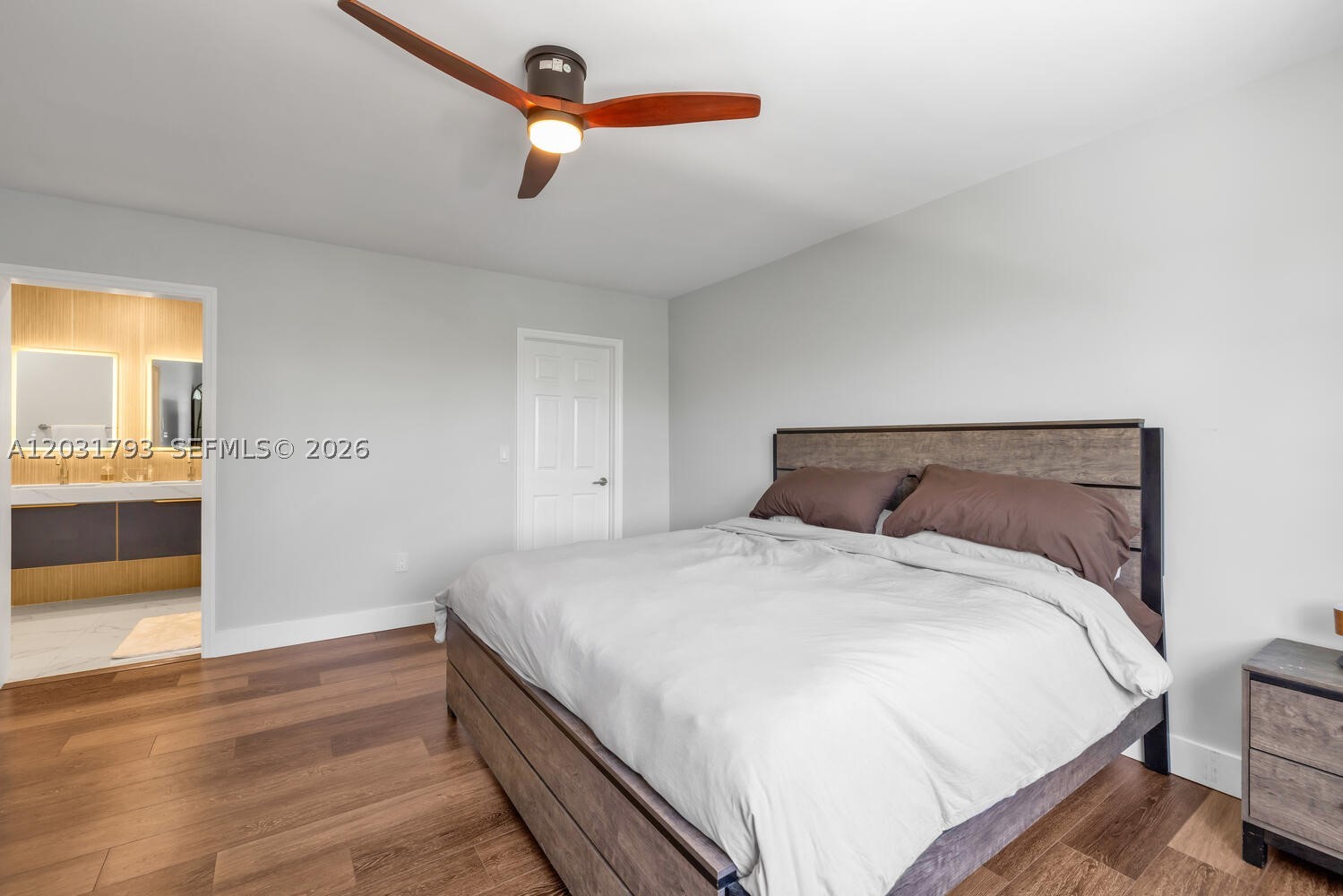 9650 SW 9th Ct, Pembroke Pines FL 33025