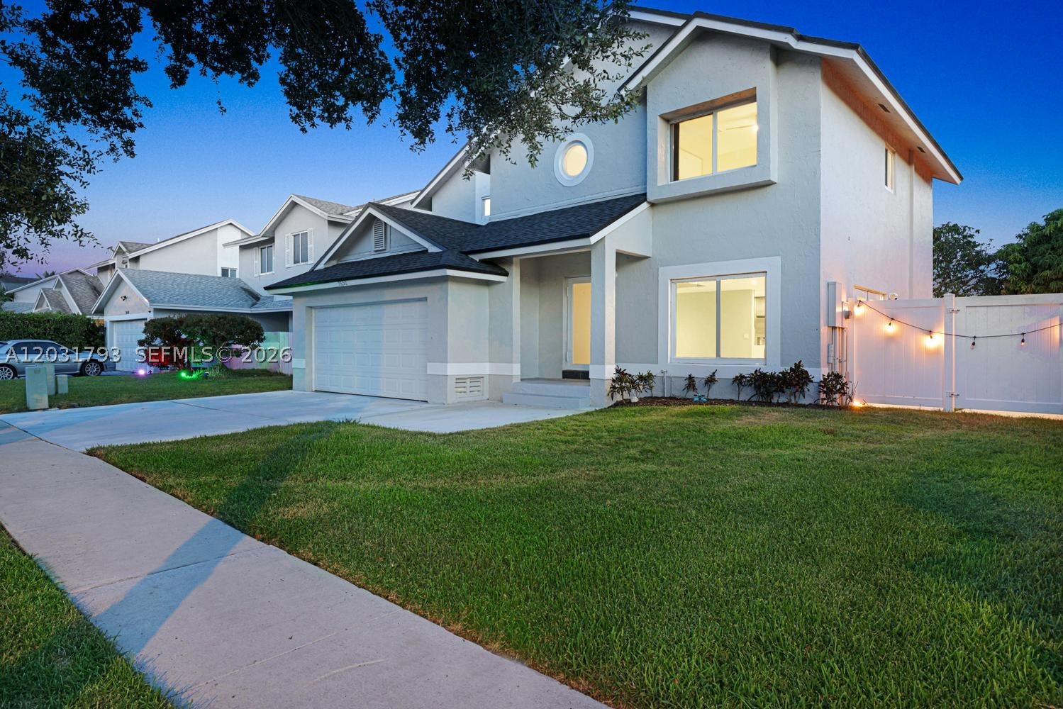9650 SW 9th Ct, Pembroke Pines FL 33025