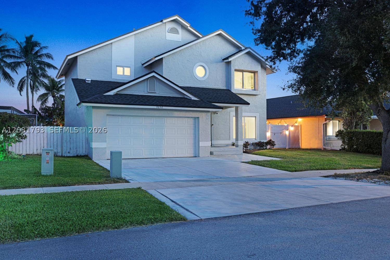 9650 SW 9th Ct, Pembroke Pines FL 33025