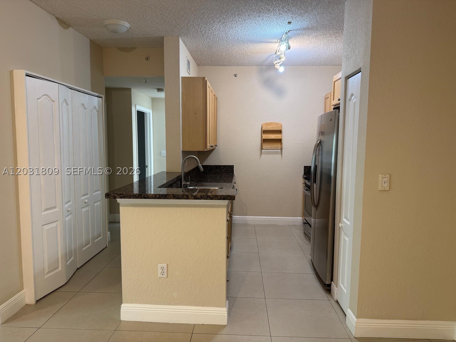 6001 SW 70th St #250, South Miami FL 33143
