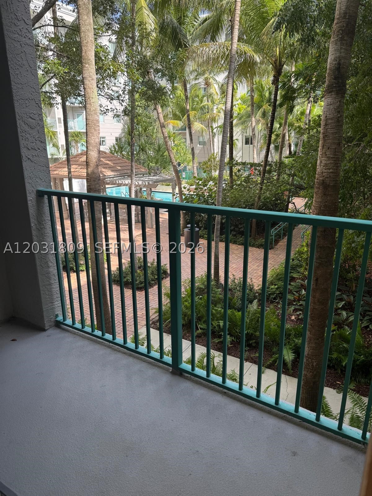 6001 SW 70th St #250, South Miami FL 33143