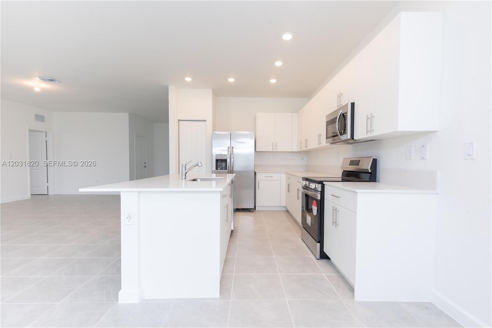2636 SE 8th Ct, Homestead FL 33035