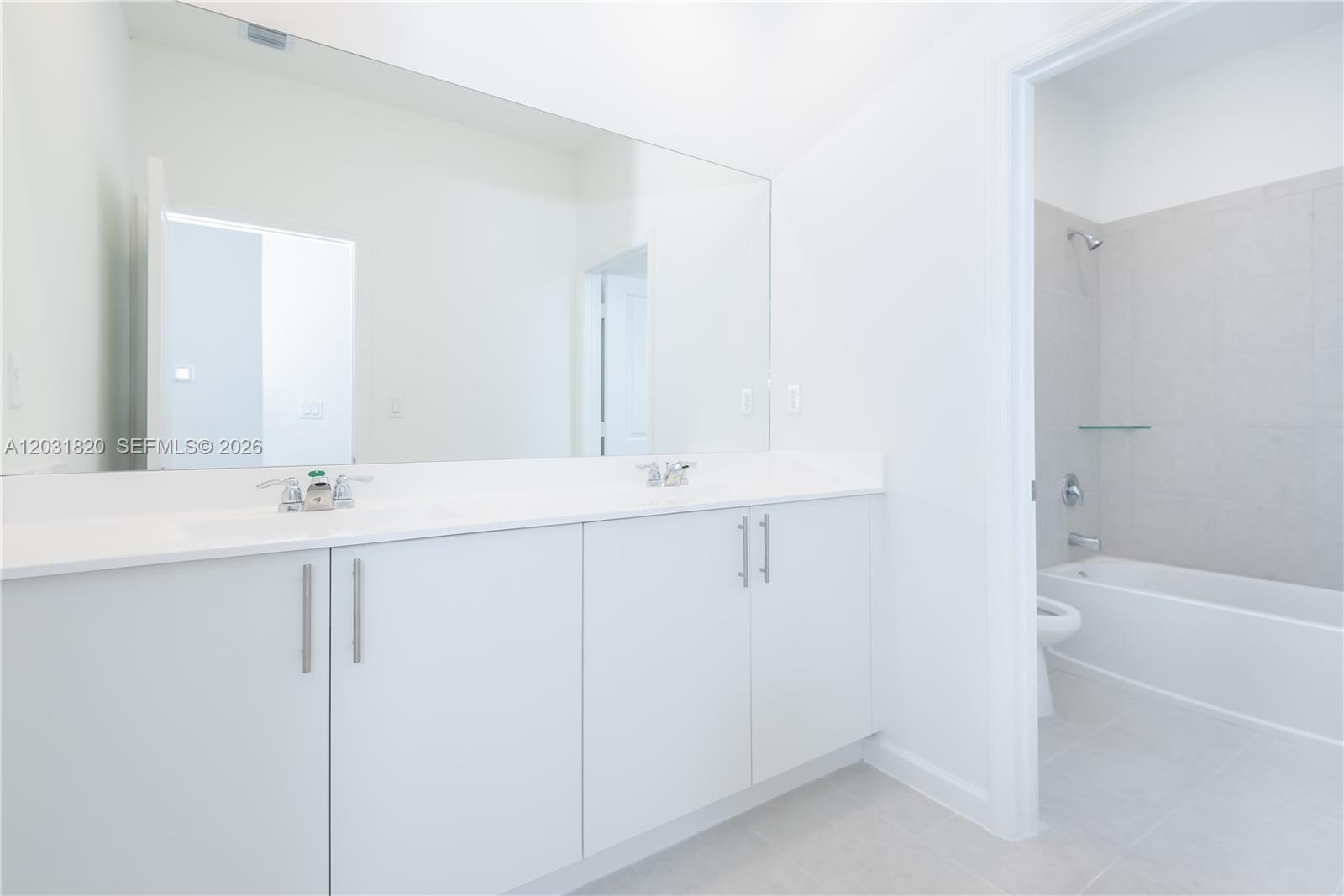 2636 SE 8th Ct, Homestead FL 33035