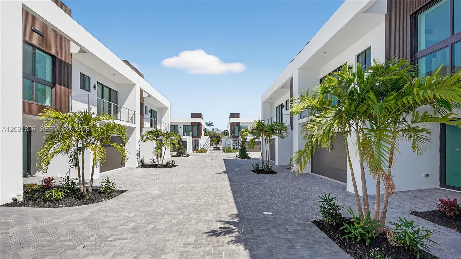 4656 SW 32nd Ave #B1, Dania Beach FL 33312