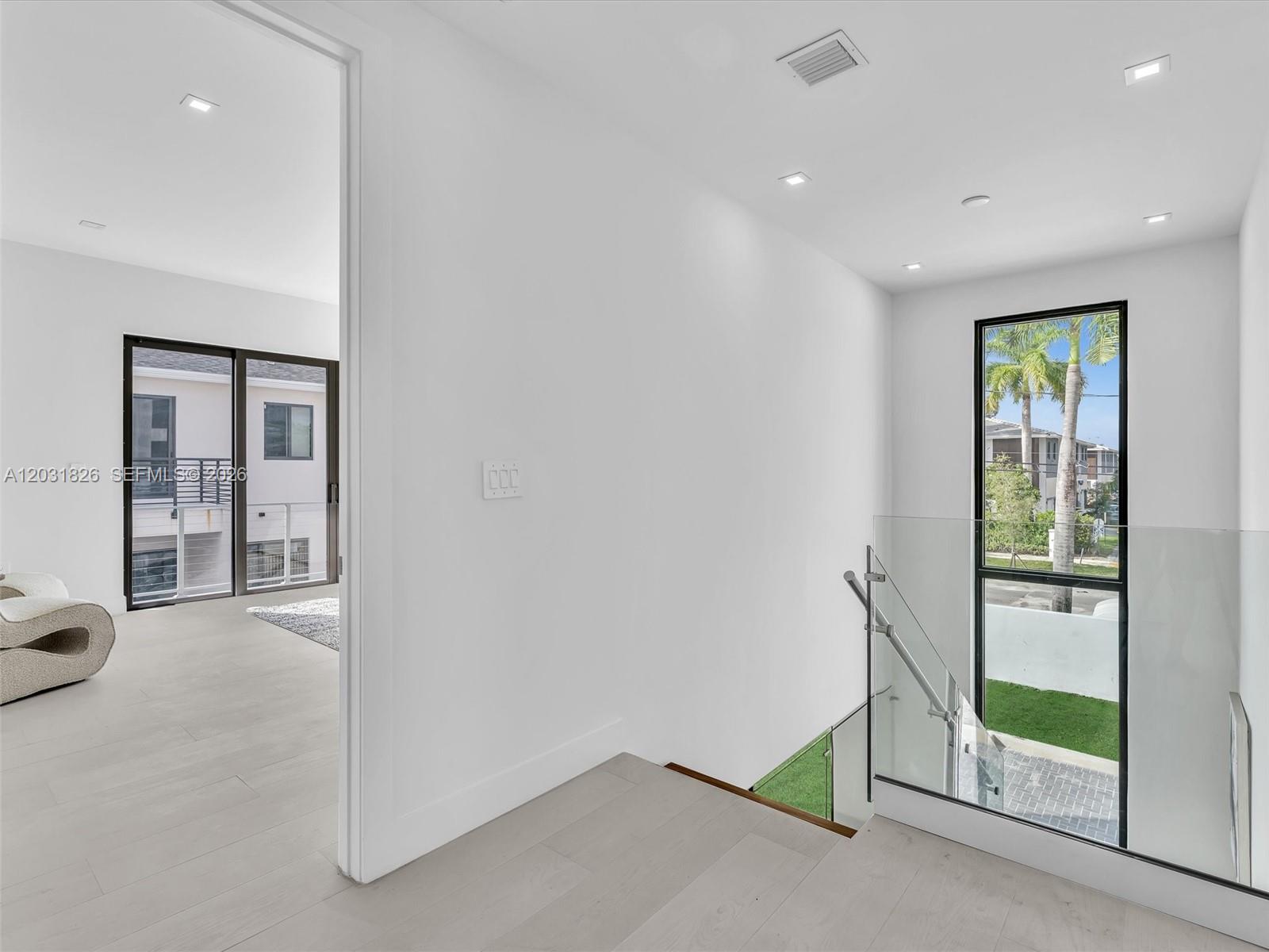 4656 SW 32nd Ave #B1, Dania Beach FL 33312