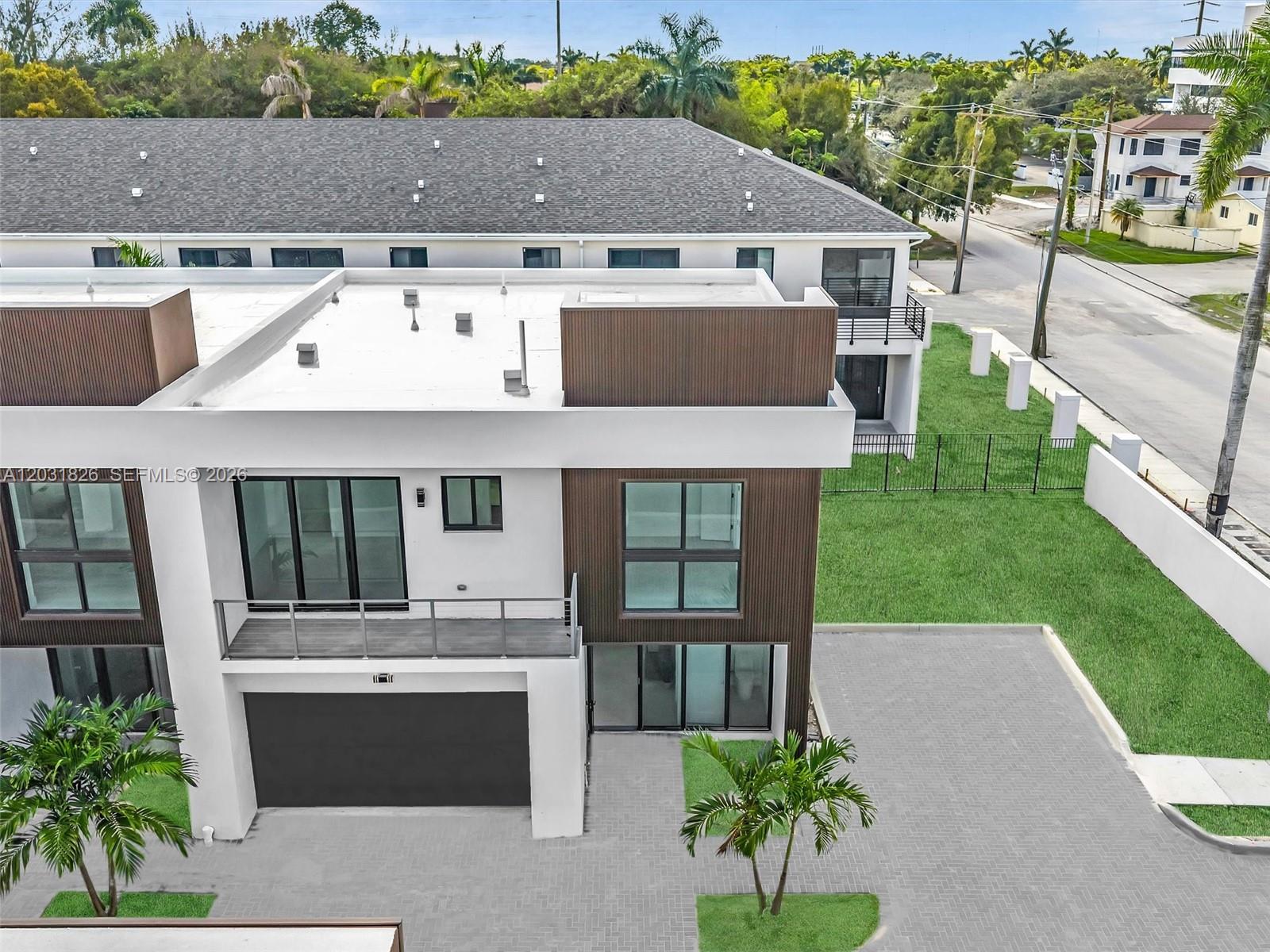4656 SW 32nd Ave #B1, Dania Beach FL 33312
