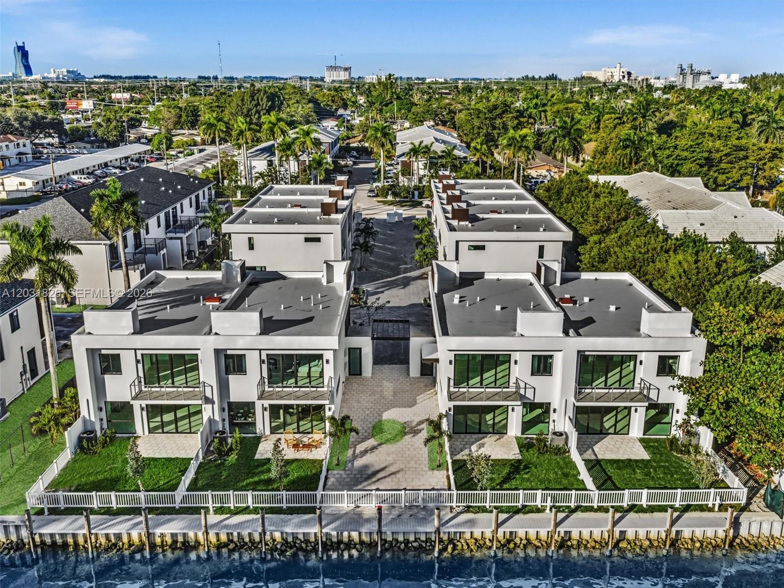 4656 SW 32nd Ave #B1, Dania Beach FL 33312