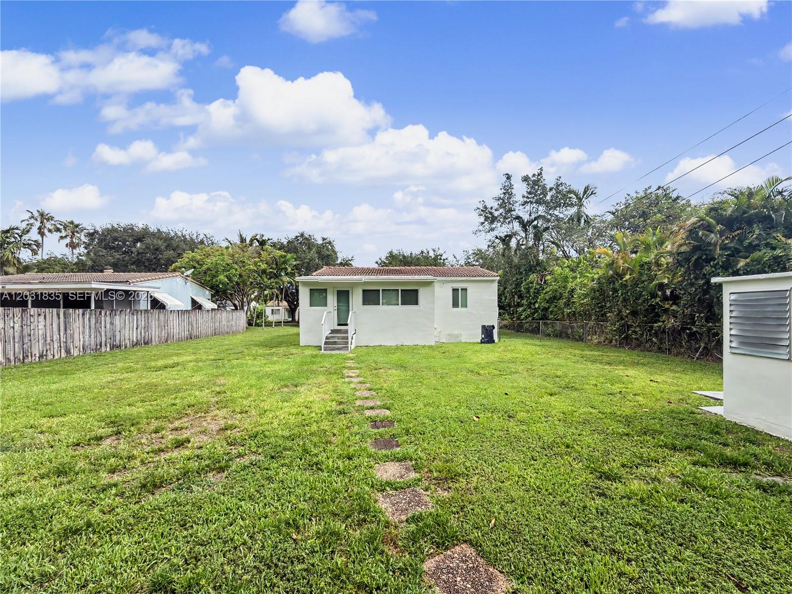 436 Lark Ave #n/a, Miami Springs FL 33166