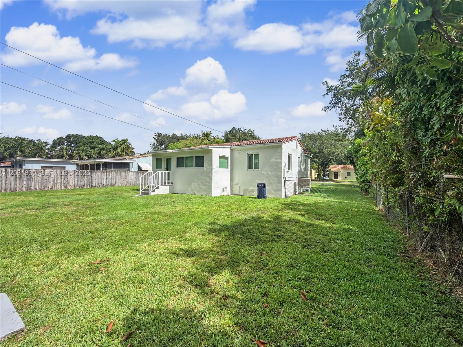 436 Lark Ave #n/a, Miami Springs FL 33166