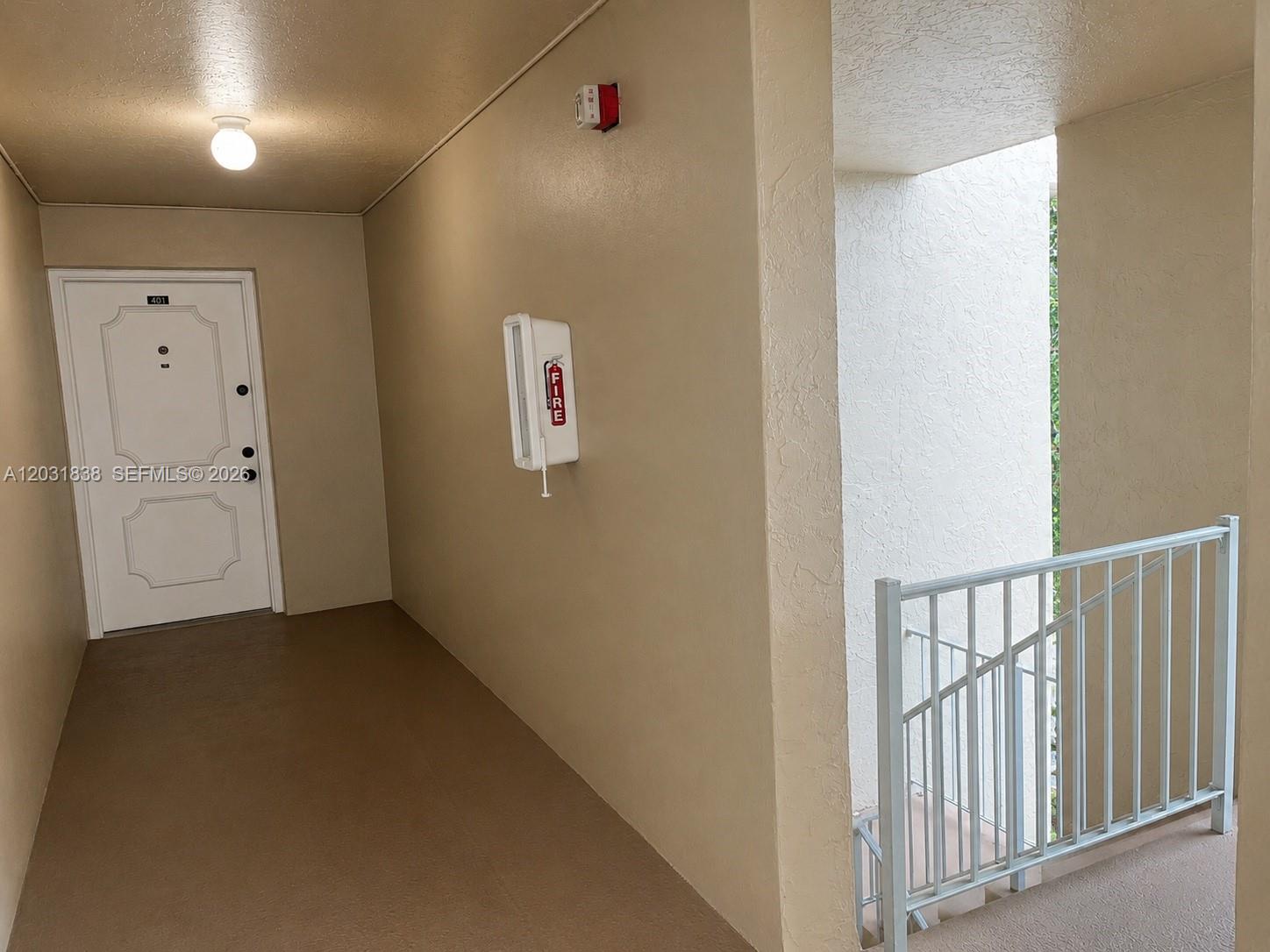 9420 Tangerine Pl #401, Davie FL 33324