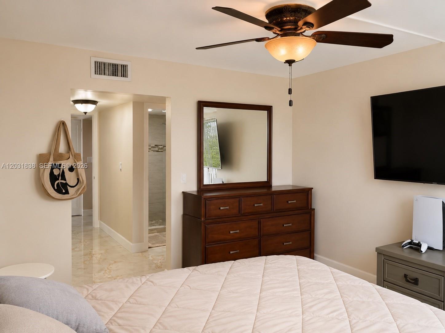 9420 Tangerine Pl #401, Davie FL 33324