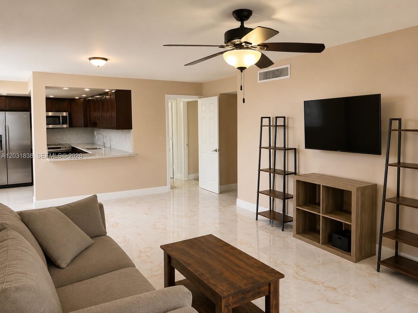 9420 Tangerine Pl #401, Davie FL 33324