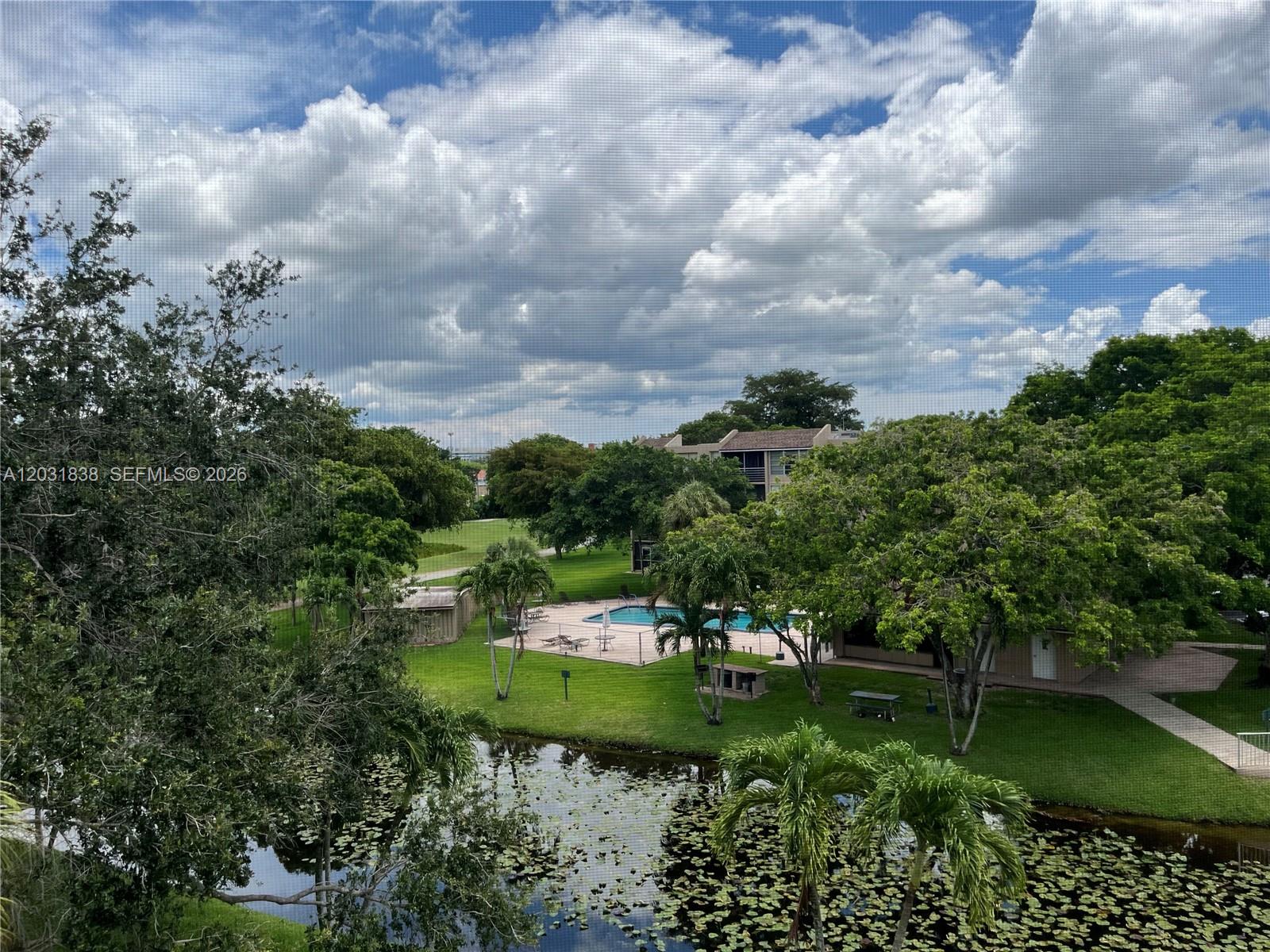 9420 Tangerine Pl #401, Davie FL 33324