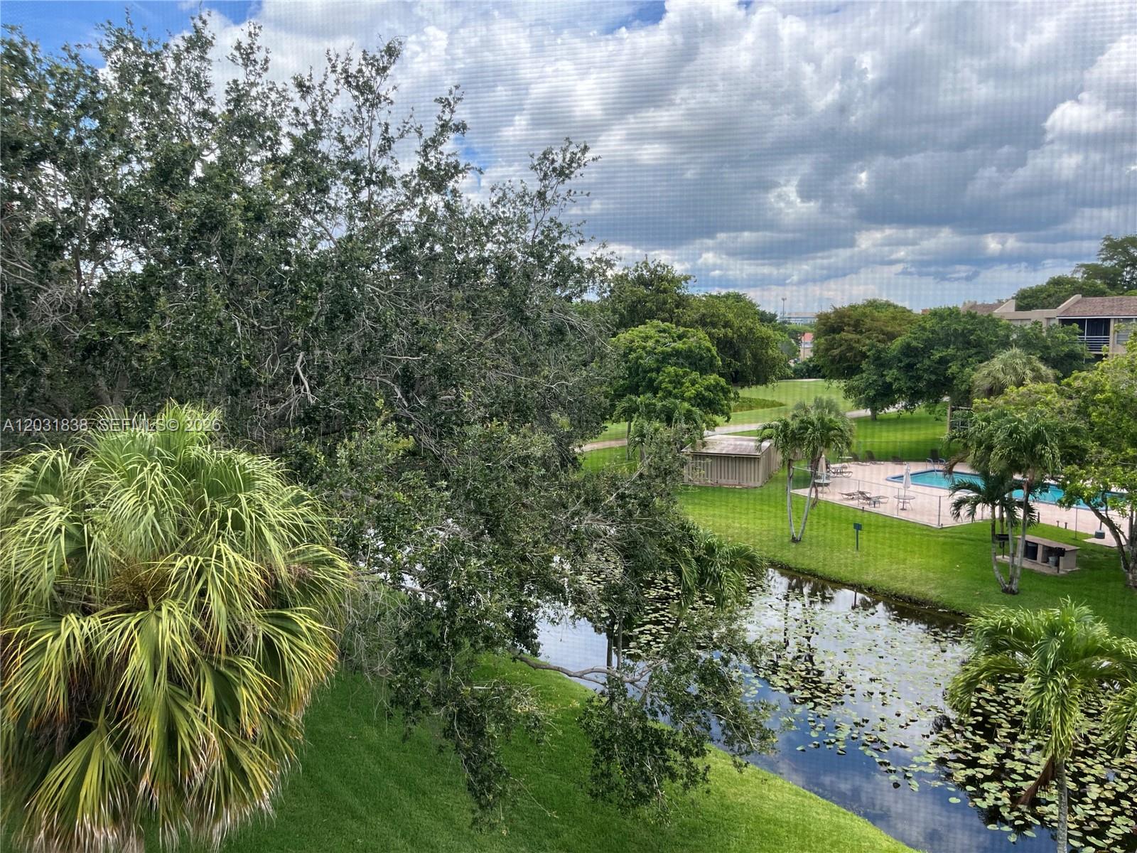 9420 Tangerine Pl #401, Davie FL 33324