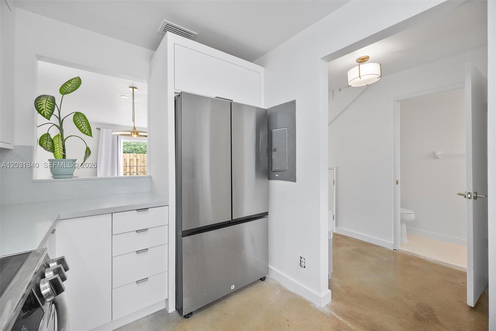 421 SW 3rd St #16, Miami FL 33130