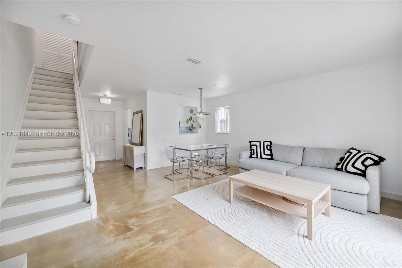 421 SW 3rd St #16, Miami FL 33130