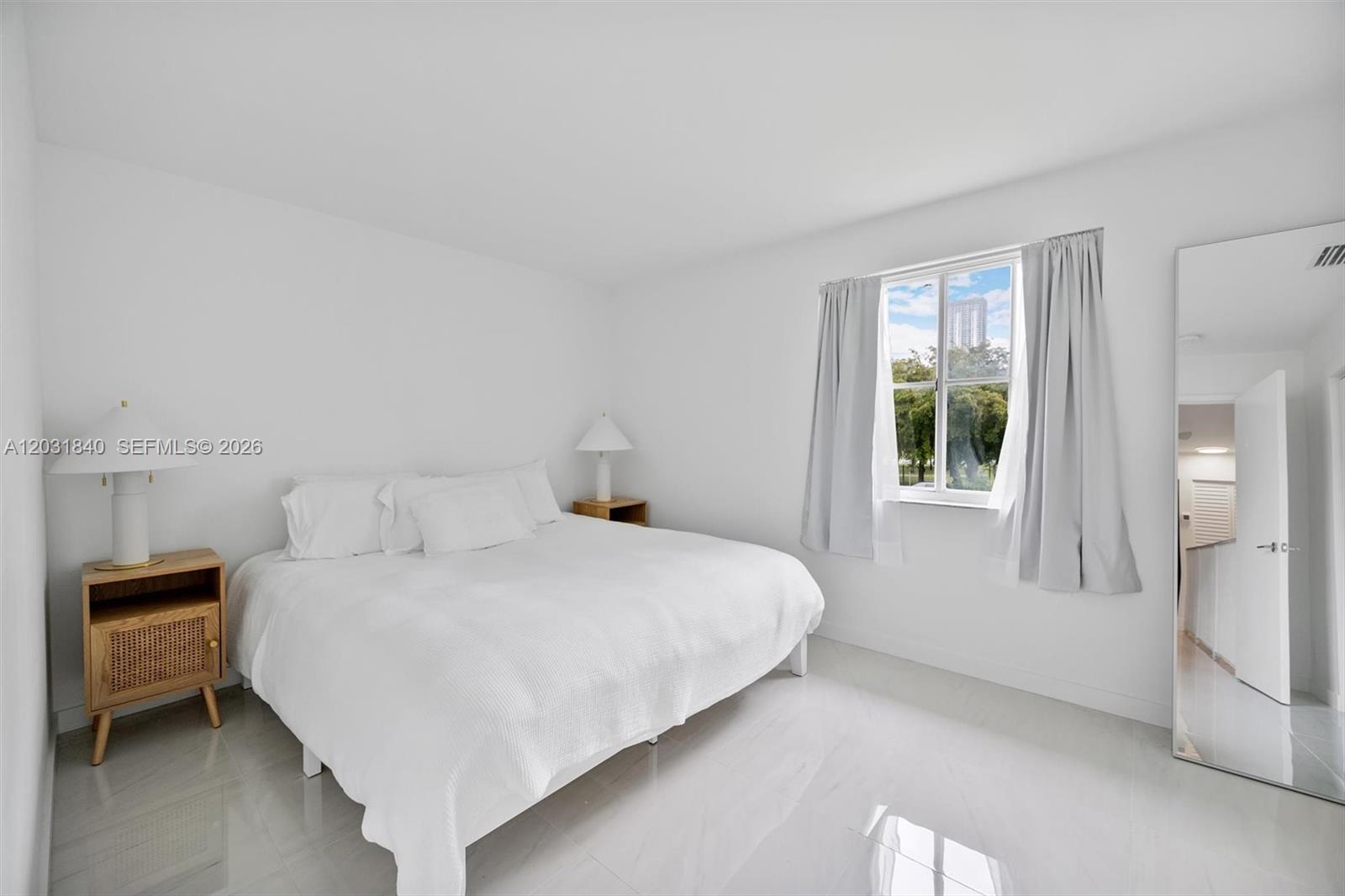 421 SW 3rd St #16, Miami FL 33130