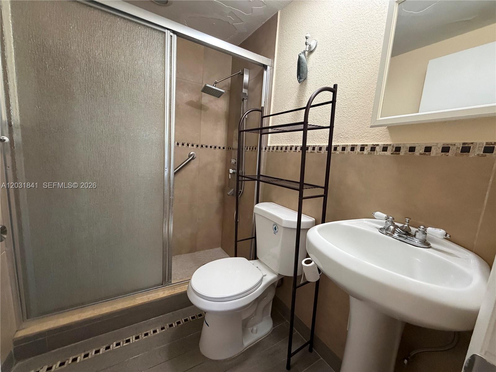 6318 SW 27th St, Miami FL 33155