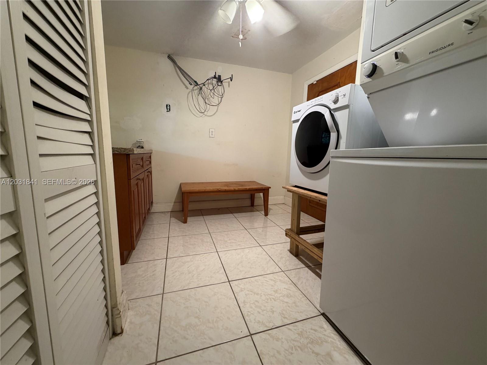 6318 SW 27th St, Miami FL 33155