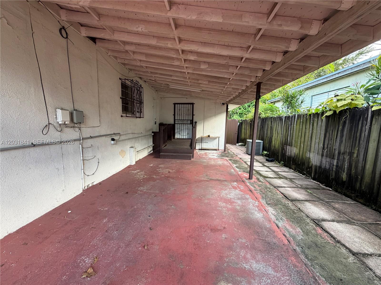 6318 SW 27th St, Miami FL 33155