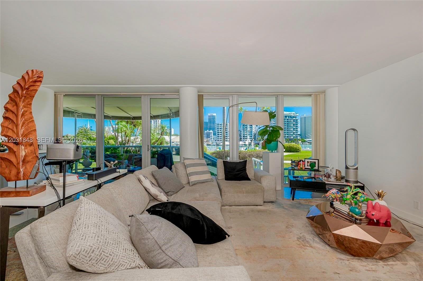 900 Bay Dr #122, Miami Beach FL 33141
