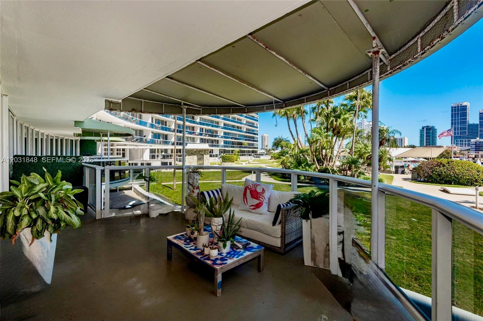 900 Bay Dr #122, Miami Beach FL 33141
