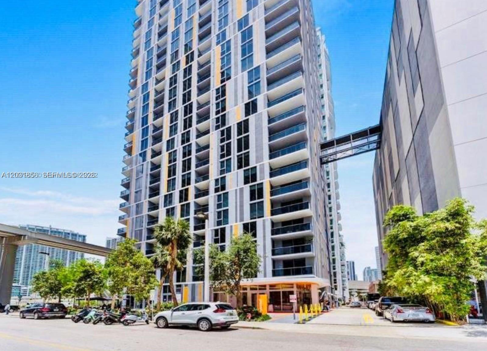 31 SE 6th St #2307, Miami FL 33131