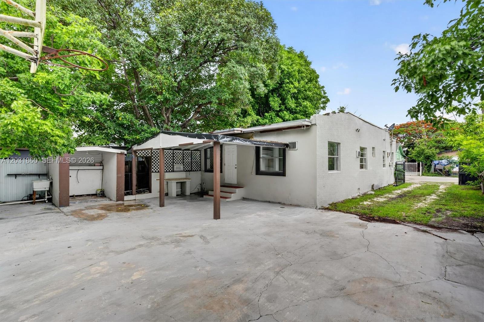 836 NW 29th Ter, Miami FL 33127